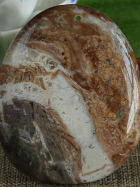 天然缅甸树化石毛衣链吊坠