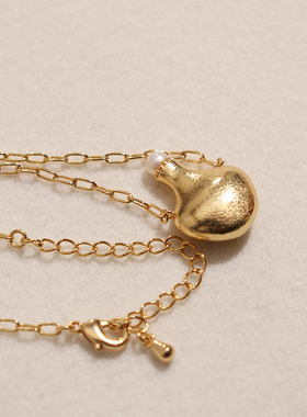 WEARRING 新款高级感磨砂质感你水壶水瓶造型项链淡水珍珠锁骨链