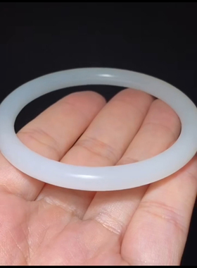 精品新疆和田玉籽料 细条 美人镯 手镯 白度一级 细度好 内径58mm