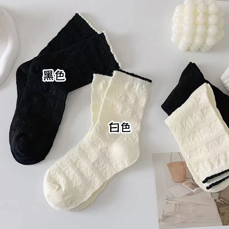 爆品高颜值纯色rins网红日系女士百搭夏季潮流个性中长筒少女袜子