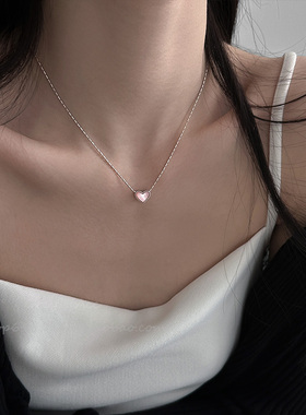 甜妹粉色爱心简约项链女2025新款气质高级感锁骨链夏季百搭颈链