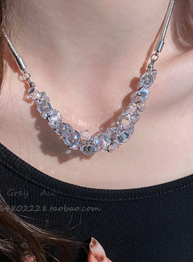 银色夸张水晶毛衣项链女2025新款
