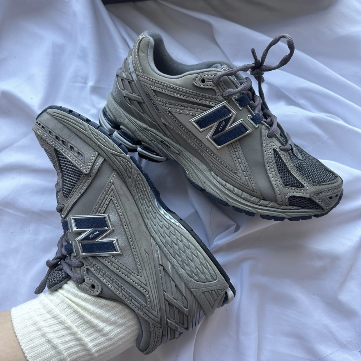 New Balance NB1906R系列 百搭透气男女复古休闲跑步鞋M1906RB - 图2