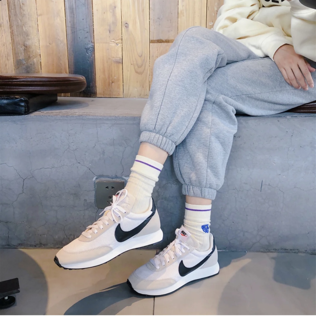 Nike Air Tailwind 79 幻影白 男女复古华夫休闲跑步鞋487754-100 - 图1