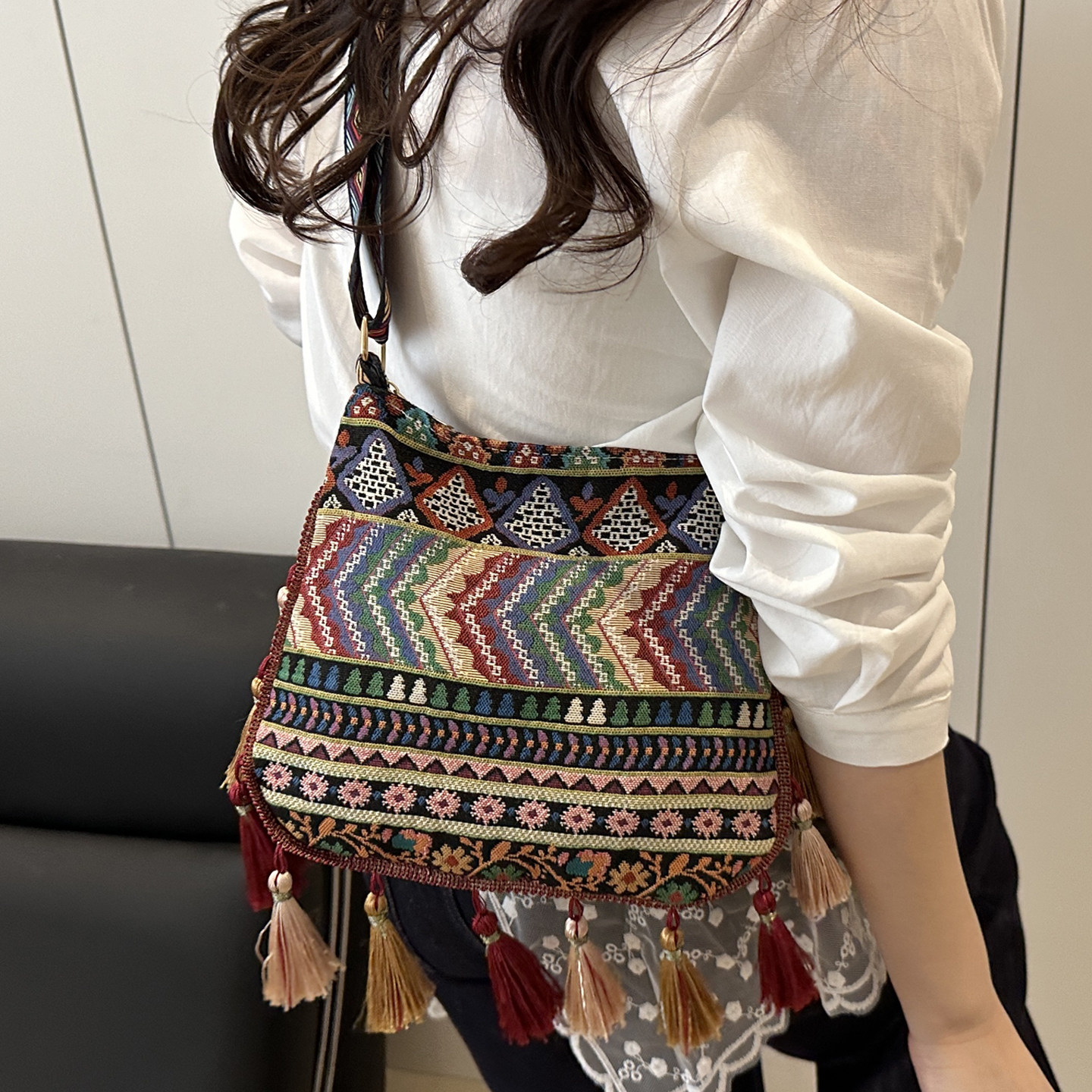 波西米亚流苏包内蒙古元素包民族风水桶新建西藏九寨沟旅游纪念品,淘宝优惠券,粉丝福利购,淘宝优惠卷