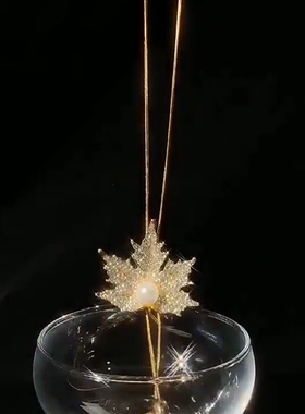 秋冬枫叶毛衣链女长款时尚日常百搭项链配饰个性衣服挂饰卫衣链女