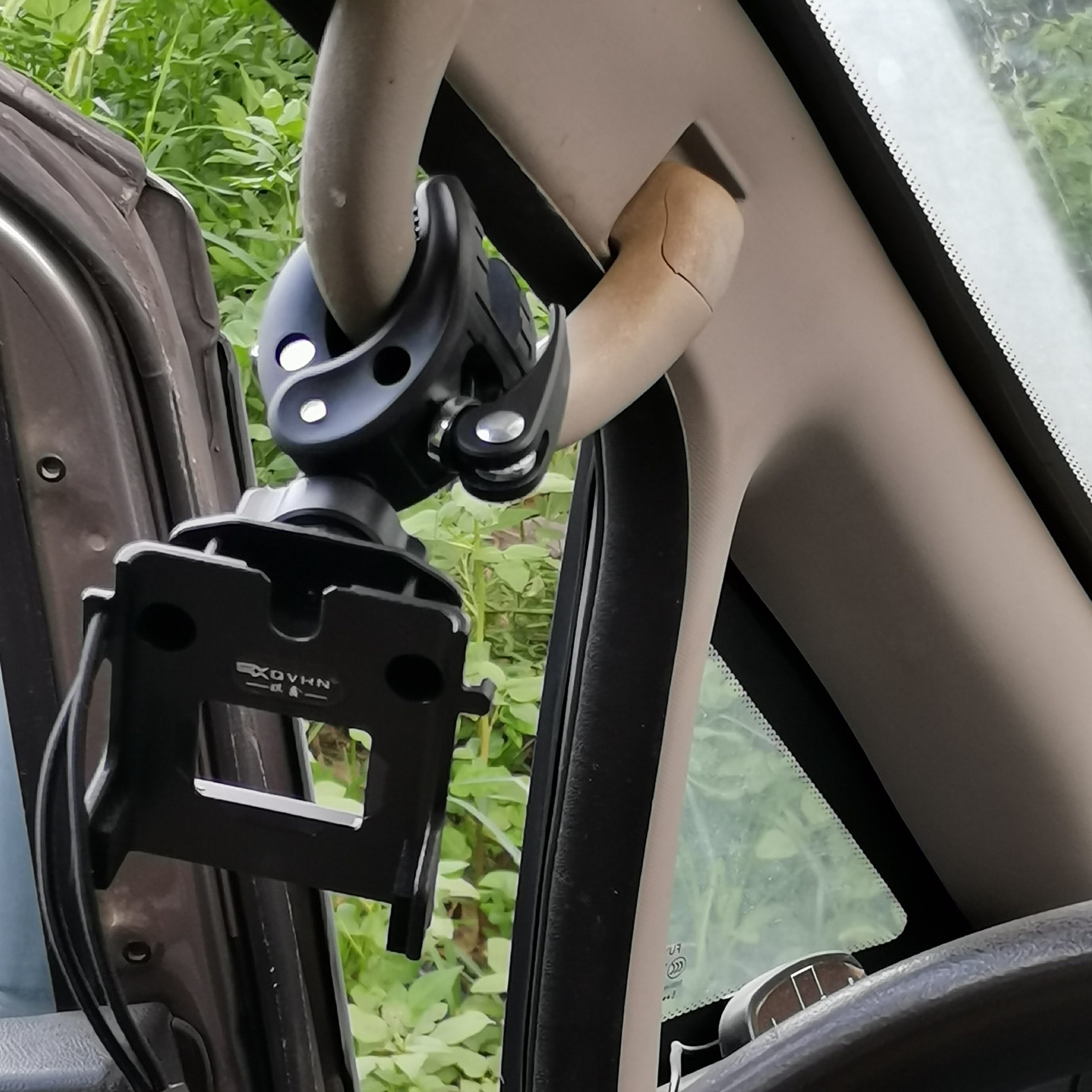 手台手咪车载支架汽车摩托车电动车自行车通用牢固不晃夹子支架,淘宝优惠券,粉丝福利购,淘宝优惠卷