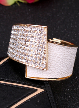 欧美大牌个性气质夸张装饰女手镯