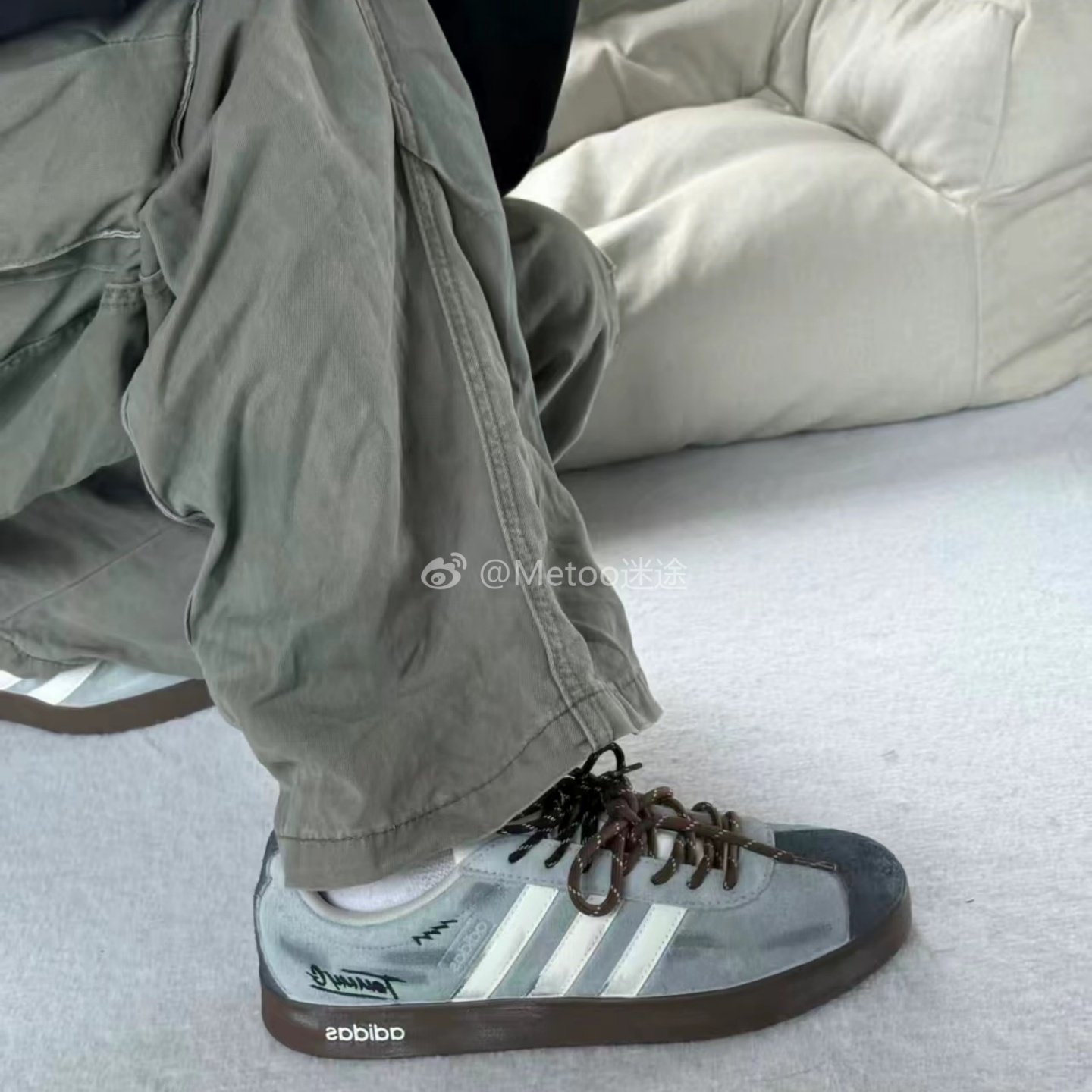 迷途定制球鞋 adidas VL COURT 2.0 “GreyMory”德训鞋 男女同款,淘宝优惠券,粉丝福利购,淘宝优惠卷