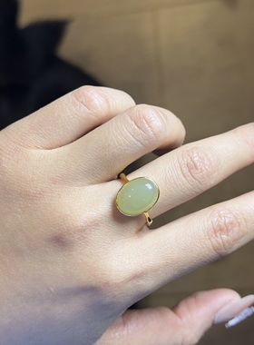 S925银镶嵌新疆和田玉且末料黄玉糖玉戒指女小众设计玉石指环新款