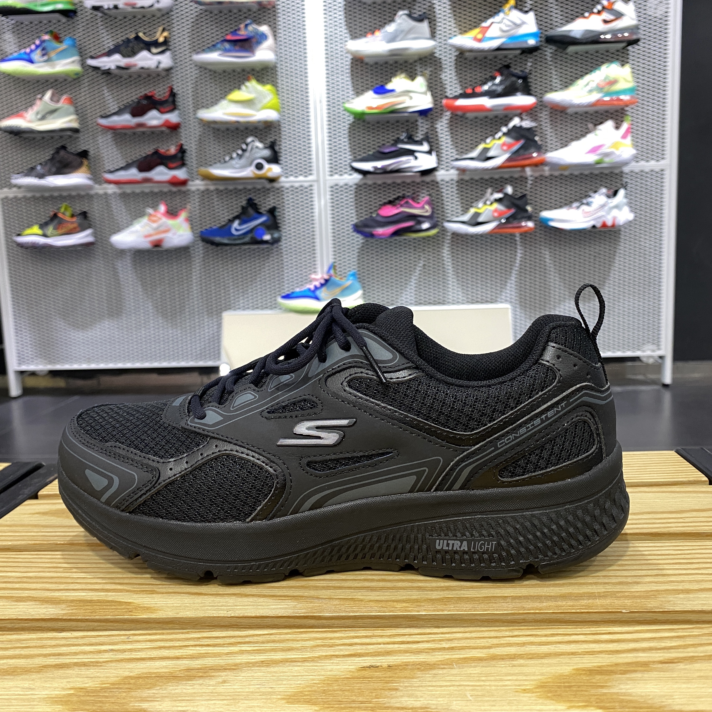 斯凯奇Skechers Go Run 减震防滑运动休闲鞋23年男女跑步鞋220034 - 图0