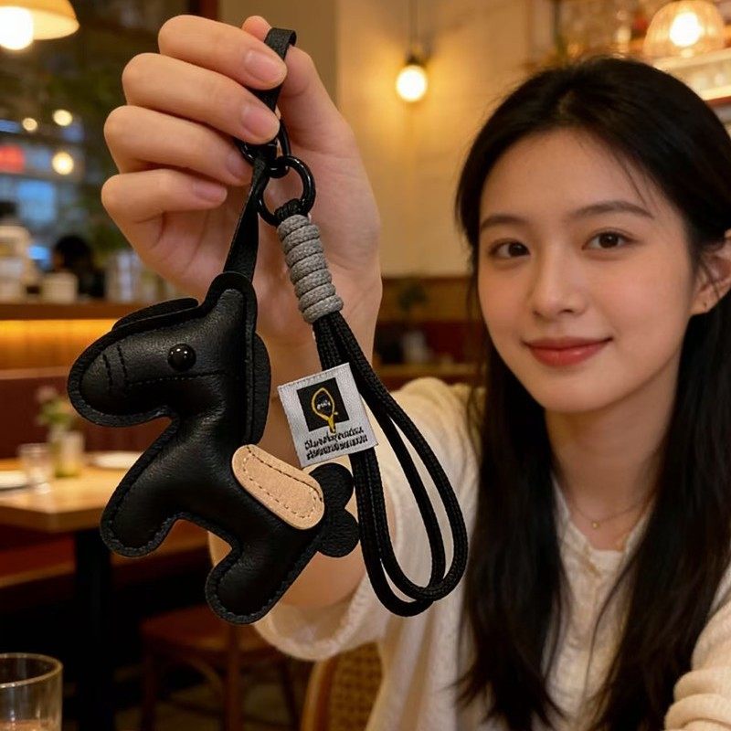 MIU系小马包包挂件马上有钱潮流新年红色挂饰配件马年汽车钥匙链,淘宝优惠券,粉丝福利购,淘宝优惠卷