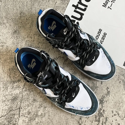 球鞋定制 Nike SB Alleyoop 星辰之眼做旧哥特手绘男女低帮板鞋 - 图0