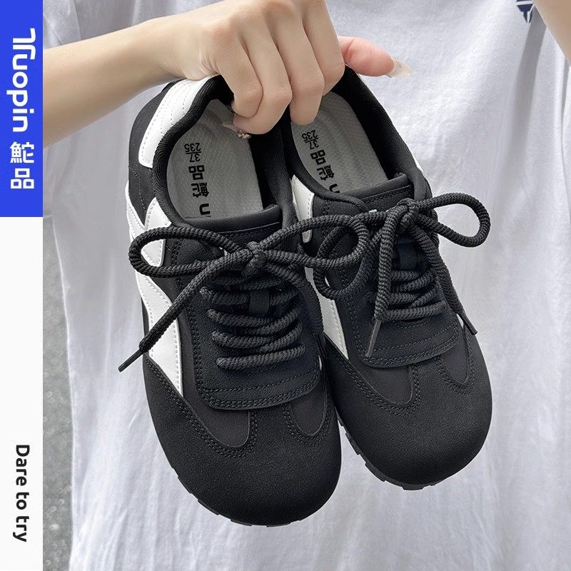 鮀品小黑鞋女2026秋冬新款泡芙板鞋休闲平底运动鞋黑色透气德训鞋,淘宝优惠券,粉丝福利购,淘宝优惠卷