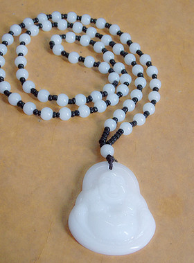 馈赠阿富汗羊脂级白玉笑佛毛衣链