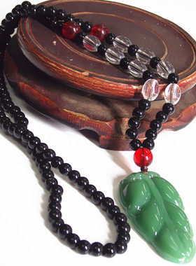 吊坠本命年长款琉璃马来玉毛衣链