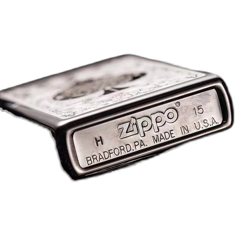 zippo官方正版男zppo原装美国黑冰扑克黑桃A雕刻煤油打火机28323-图3
