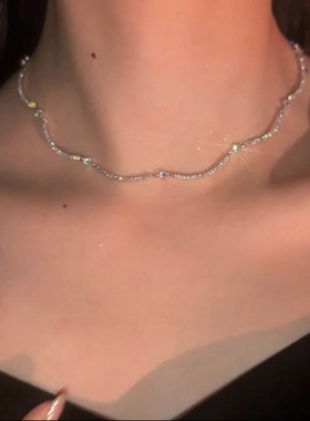 精致重工微镶锆石星光闪闪弧形项链轻奢小众高级感百搭锁骨链颈链