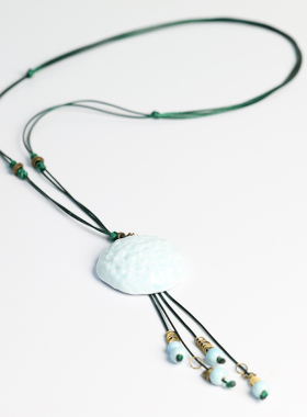 景德镇青釉雕花陶瓷项链文艺民族风毛衣链女长款新款古风配饰吊坠