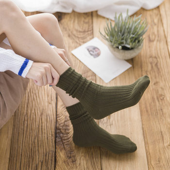 ຖົງຕີນແມ່ຍິງກາງ-calf stockings pile socks spring and autumn new retro forest style strip vertical strip pure cotton college style Korean version socks purple