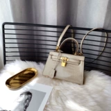 Небольшая кожаная маленькая сумка через плечо, коллекция 2021, из натуральной кожи