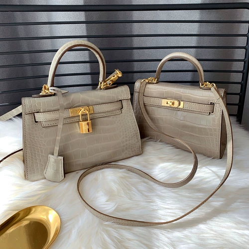 Небольшая кожаная маленькая сумка через плечо, коллекция 2021, из натуральной кожи