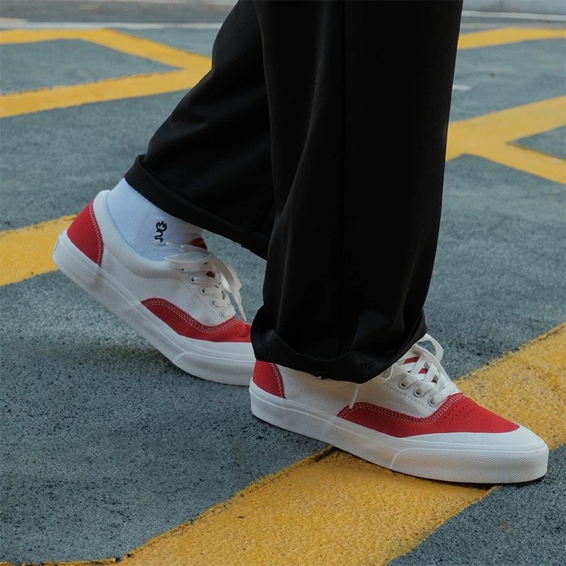 极路客彩虹夹心专业耐磨滑板男女学生板鞋低帮街舞运动鞋,淘宝优惠券,粉丝福利购,淘宝优惠卷