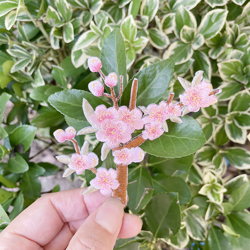 梅花刺绣布贴补丁贴花衣服旗袍DIY中国风装饰贴布时尚植物缝补贴-图0