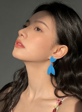 克莱因~烤漆蓝鱼尾 个性清新甜美辣妹 小众设计耳钉 独特气质耳饰
