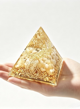 星月塔黄玉晶黄水晶金字塔摆件