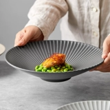 Подглазе раскрашенная навычная тарелка блюдо блюдо домохозяйство глубокая тарелка 2024 Новая высококачественная легкая роскошная столовая стейк Стейк-тарелка Западная столовая