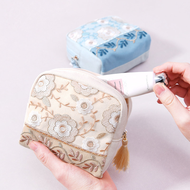 日本进口Beauriche刺绣化妆包盒型收纳袋便携清新流速甜美北欧风,淘宝优惠券,粉丝福利购,淘宝优惠卷