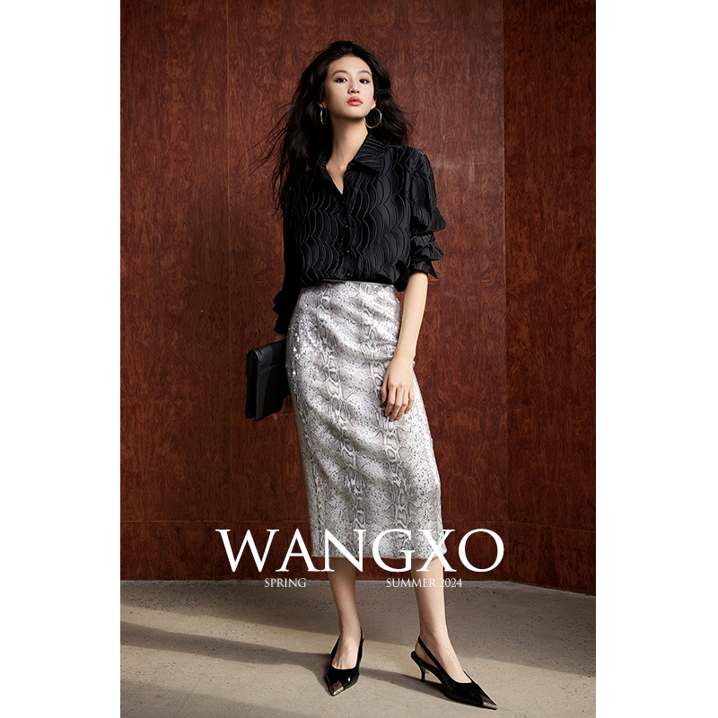 WANGXO丨重工高密珠片蛇纹印花弹力布丨高腰直筒过膝中长款半身裙 - 图2