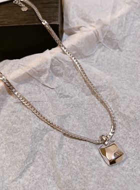 韩国ins轻奢复古简约时尚双层叠戴项链冷淡风个性黑色吊坠毛衣链