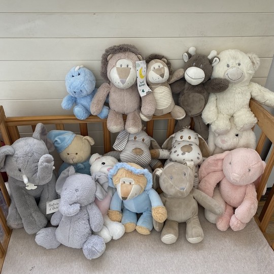 Single-tailed lop-eared rabbit elephant richie rabbit doll appeases elephant plush toy long-eared cloth doll doll pillow