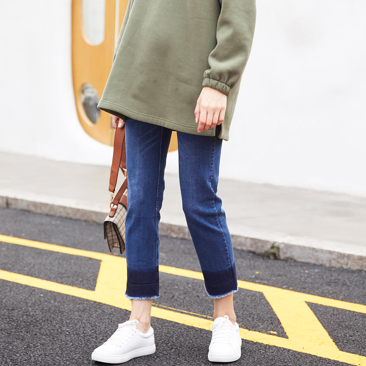 贝儿森孕妇秋装外穿直筒微喇牛仔裤 贝儿森孕妇直筒裤