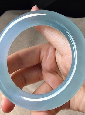 冰种石英岩玉蓝水胖圆条手镯女款高冰天青冻海蓝宝玉镯子