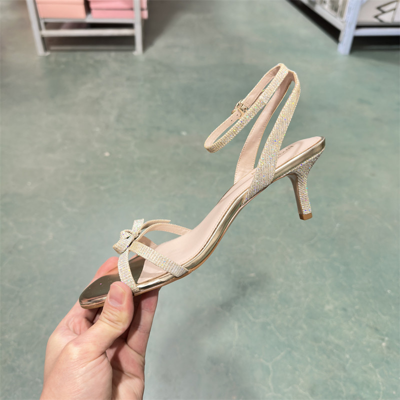 LR春夏一字扣带细跟搭裙子仙女凉鞋露趾显脚瘦高跟鞋LI260F02008,淘宝优惠券,粉丝福利购,淘宝优惠卷