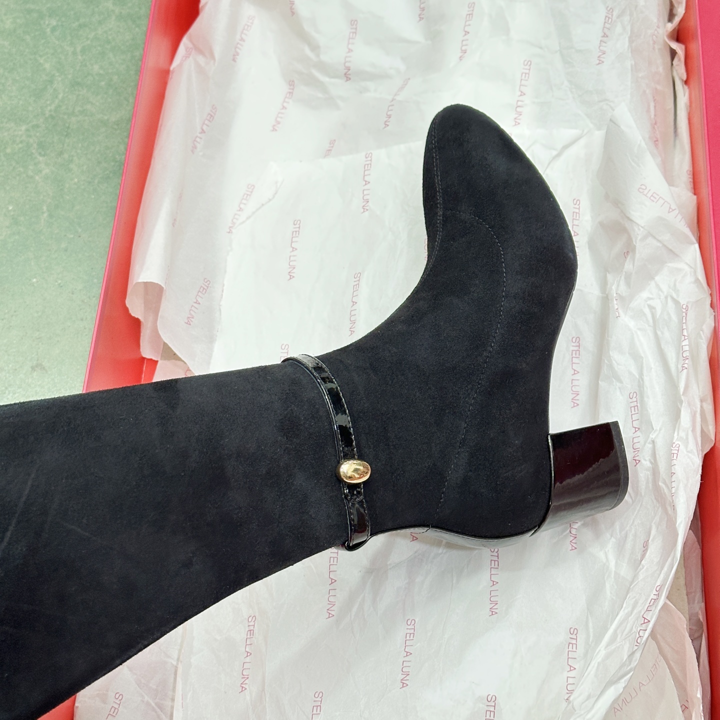 露娜秋冬真皮粗跟过膝长靴显腿瘦腿长弹力靴高筒靴女SLP318106 - 图1