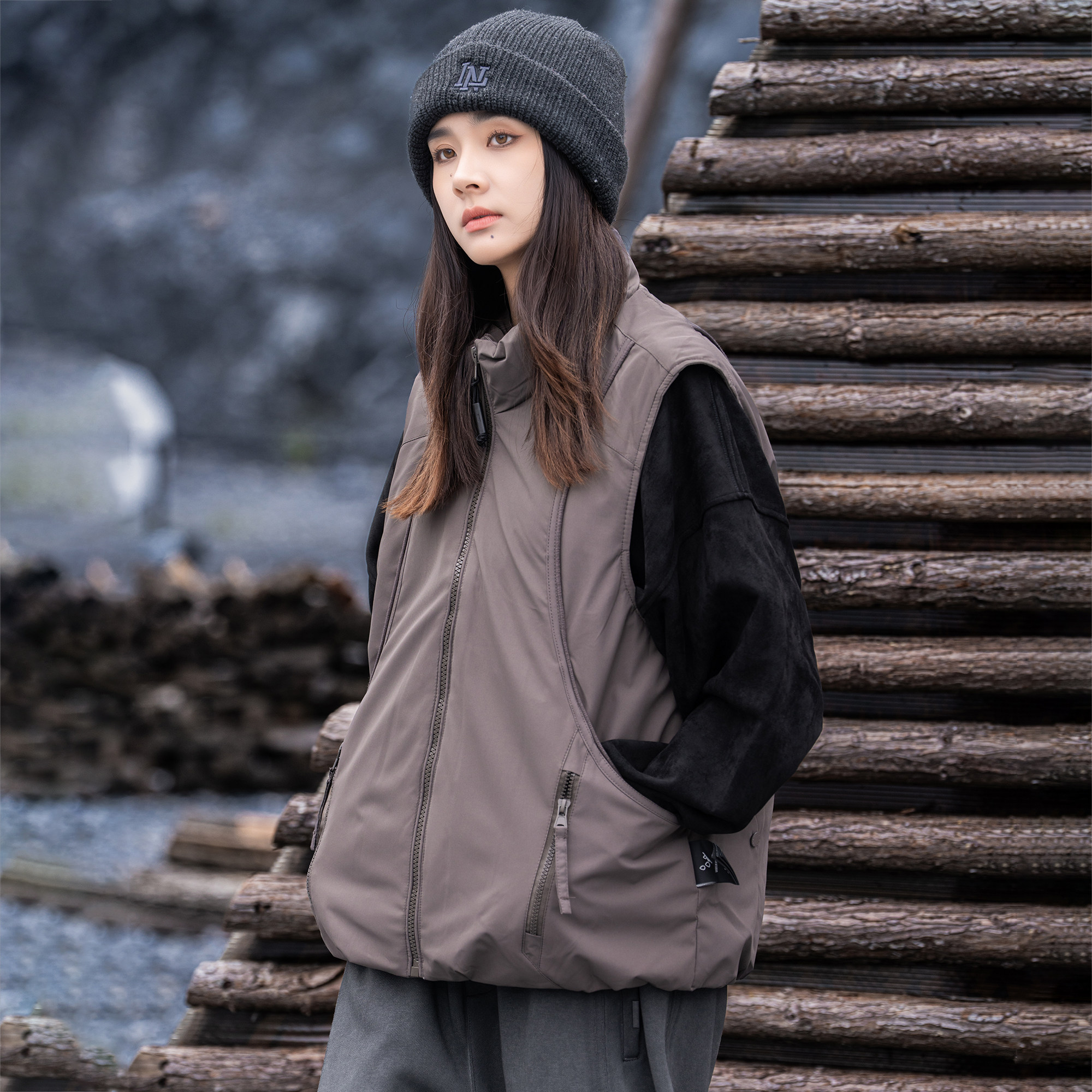 AOGZ工装立领羽绒马甲男女冬新款90鸭绒外穿保暖背心美式无袖外套,淘宝优惠券,粉丝福利购,淘宝优惠卷