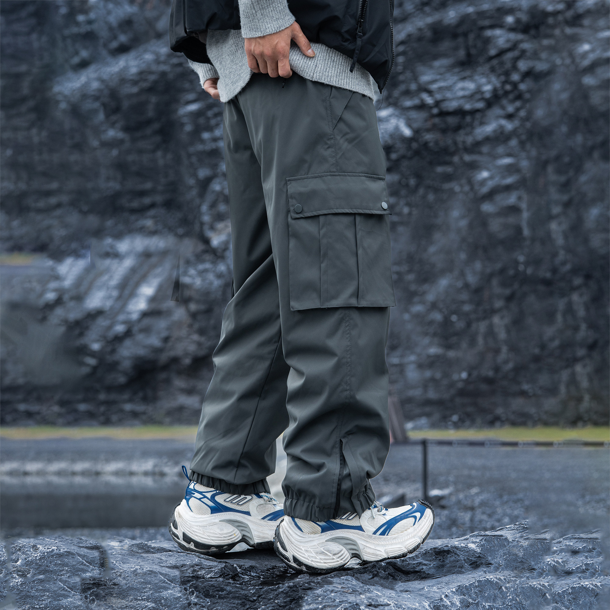 AOGZ冲锋裤子男女秋冬款90白鸭绒加厚三防滑雪登山裤束脚工装长裤,淘宝优惠券,粉丝福利购,淘宝优惠卷