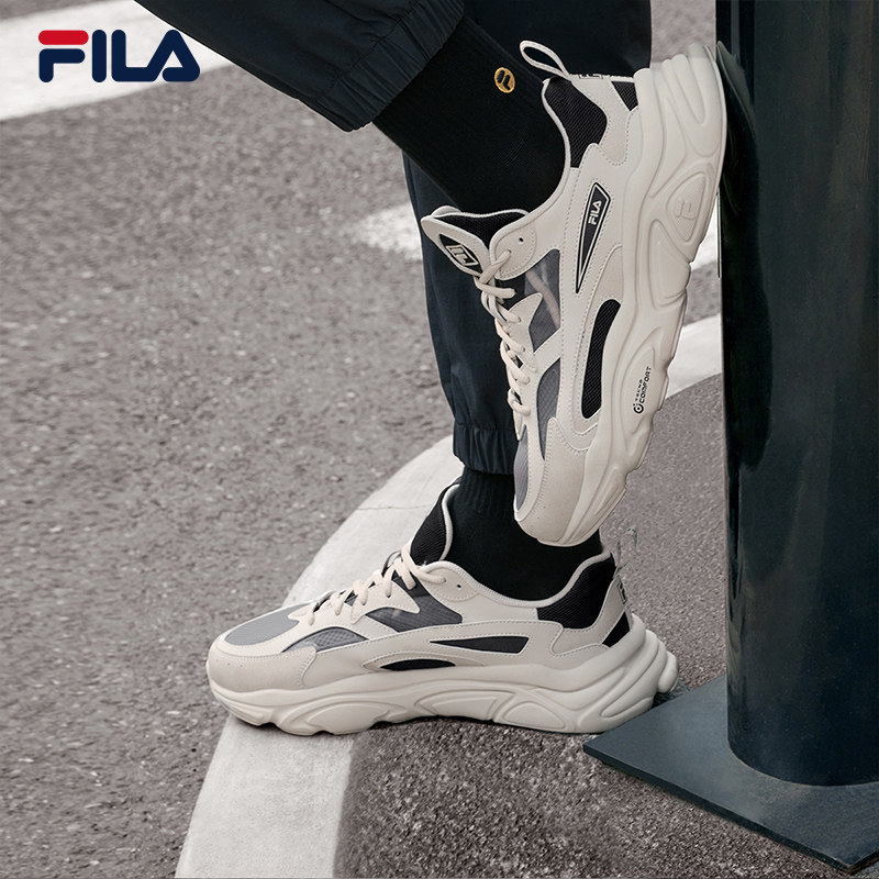  FILA跑步鞋