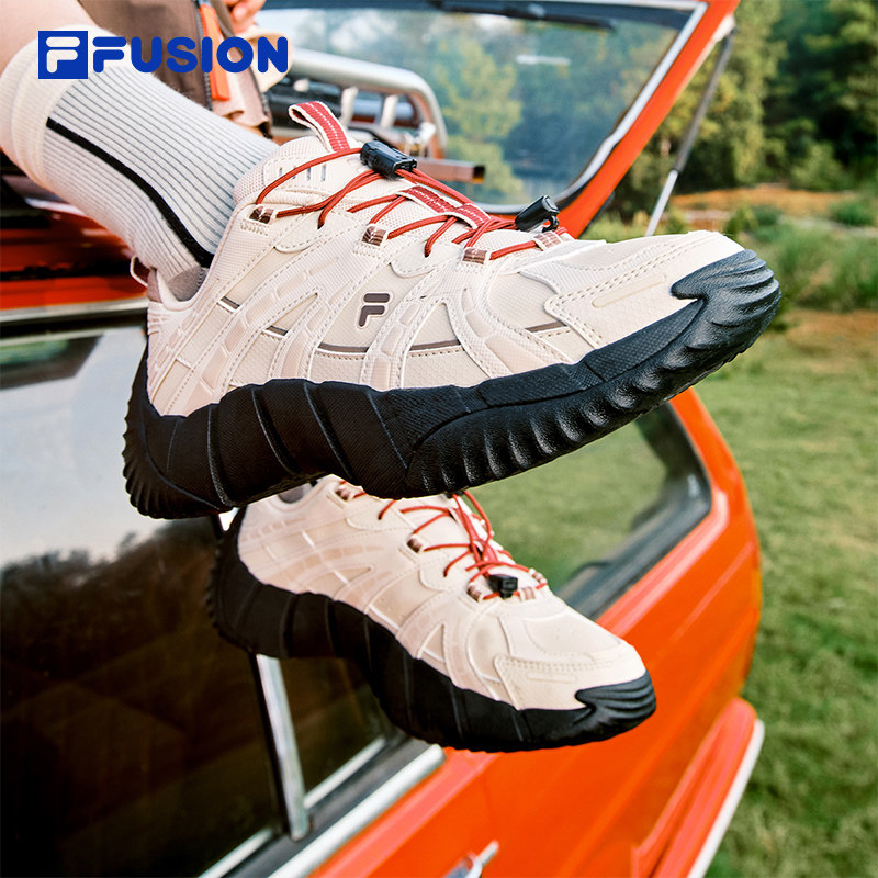 FILA休闲运动脊骨鞋登山鞋