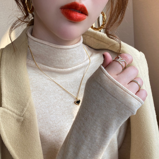 Bottom shirt splicing commuting