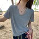 ເສື້ອຍືດແຂນສັ້ນຂອງແມ່ຍິງຄໍ V Slim ປົກກະຕິ