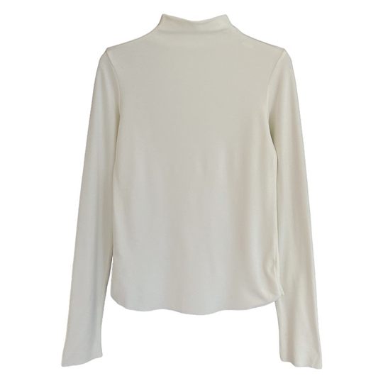 Long sleeves with half-high neck solid color T-shirt