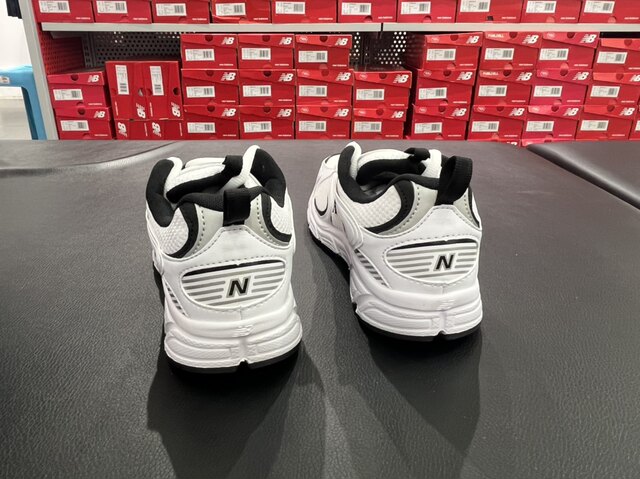 408NEWBALANCE sports and leisure running