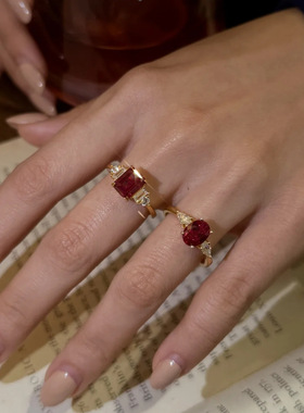 法式复古经典拟真红宝石公主方戒指新年中国红镀金婚戒女指环