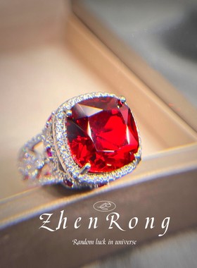 设计师款女王归来微镶满钻仿培育祖母绿戒指轻奢芬达钻鸽血红女戒