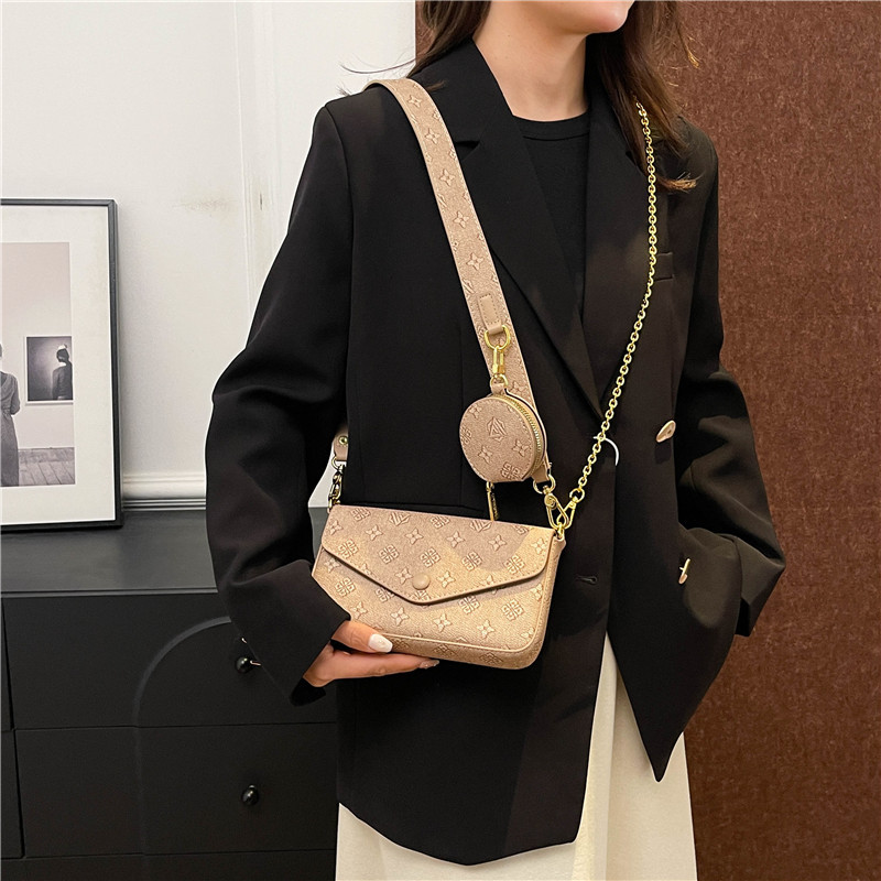 三合一斜挎小包包女2025新款高级感信封包复古百搭单肩链条小方包,淘宝优惠券,粉丝福利购,淘宝优惠卷